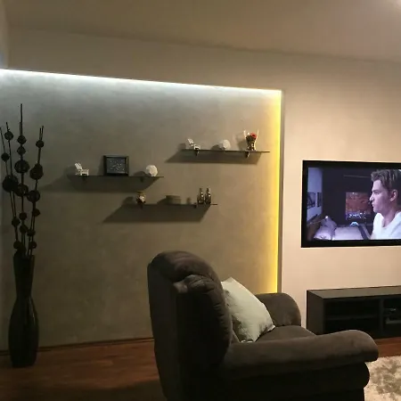 Apartment Touched Vip *