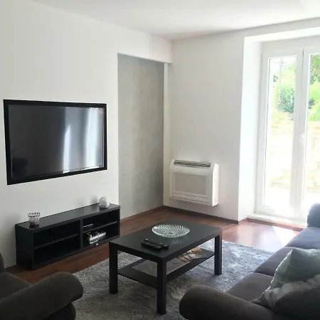 Touched Vip Apartment